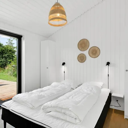Newly Buily In Handrup With Stunning Views Of The Rolling Landscape